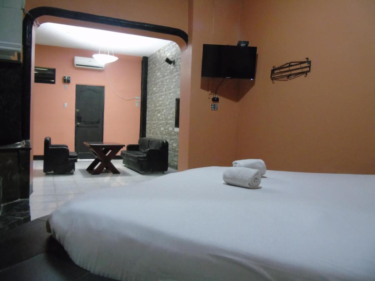 Hotel Imperial Guayaquil Esterno foto