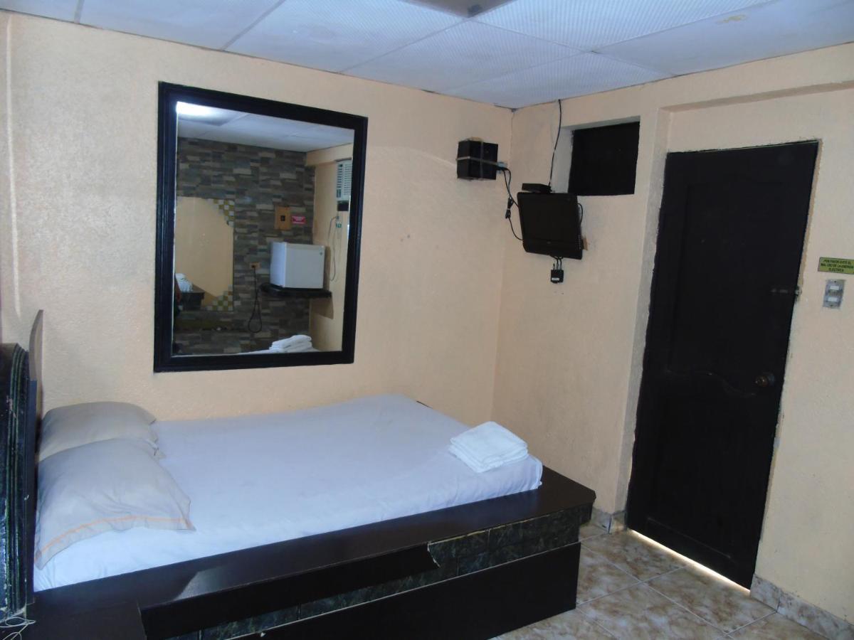 Hotel Imperial Guayaquil Esterno foto