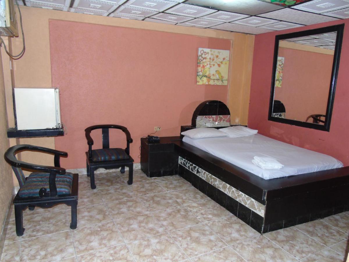 Hotel Imperial Guayaquil Esterno foto