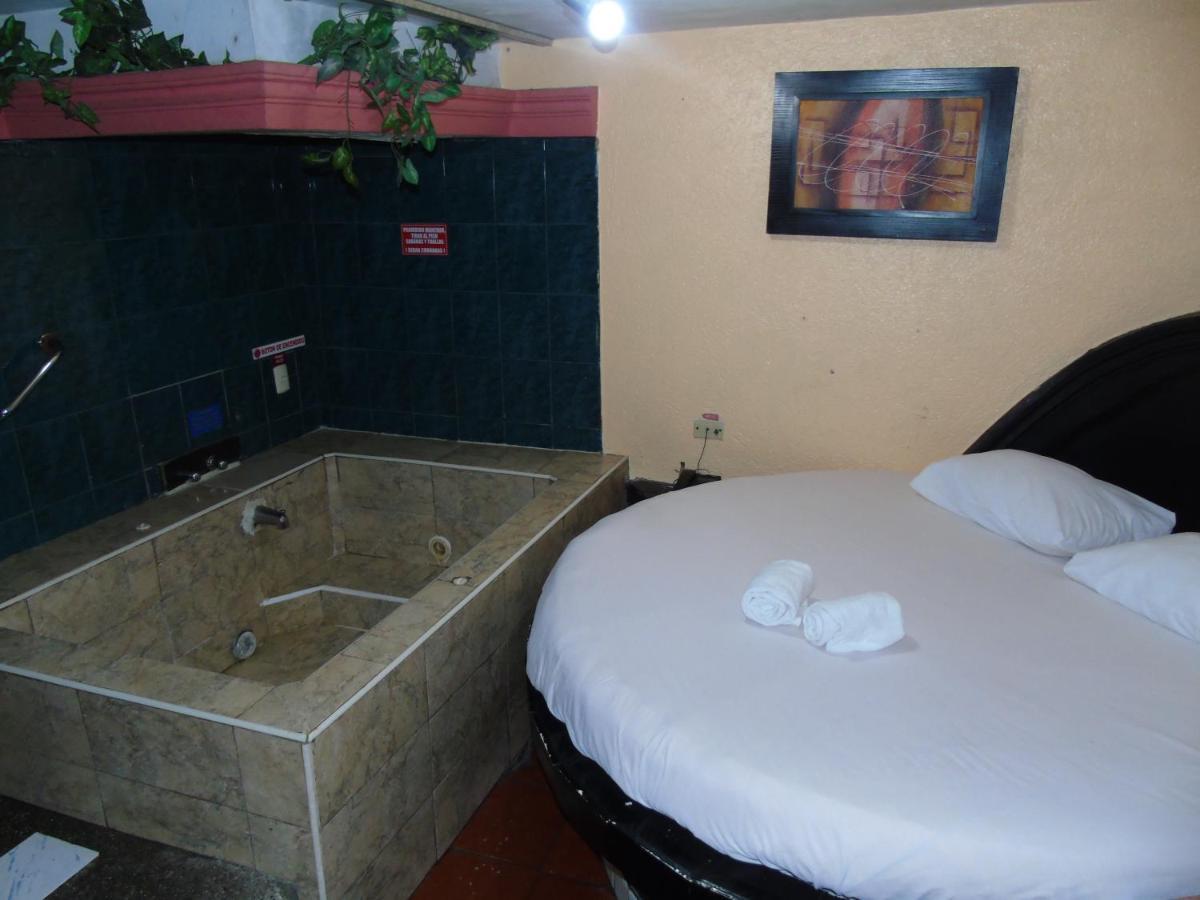 Hotel Imperial Guayaquil Esterno foto